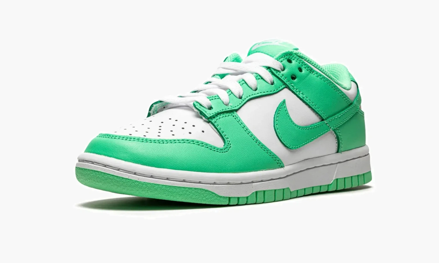 Nike Dunk Low WMNS Green Glow 