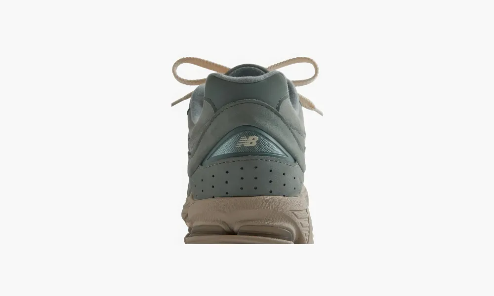New Balance 2002r Kith Pistachio