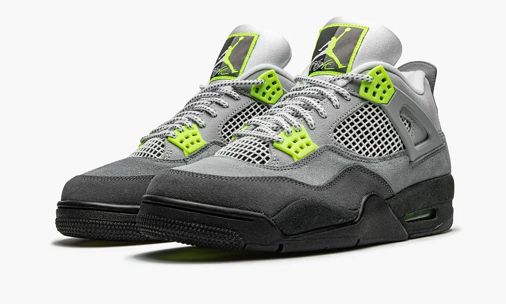 Air Jordan 4 SE Neon