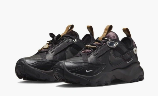 Nike TC 7900 WMNS Bling 