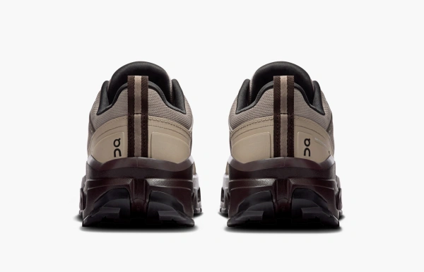 ON Cloudrock Low WMNS Cinder Ox 