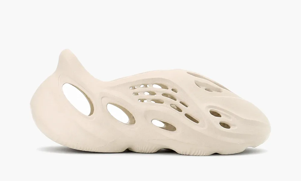 adidas Yeezy Foam RNNR Sand