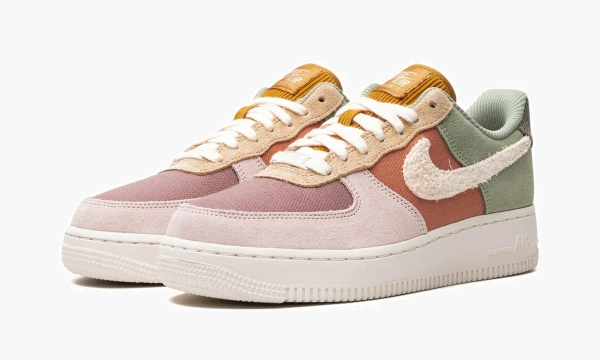 Air Force 1 WMNS Oil Green 
