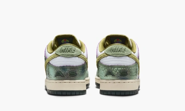 Alexis Sablone x Nike Dunk Low SB Chameleon 