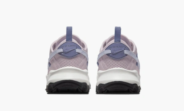 Nike TC 7900 WMNS Platinum Violet Ashen Slate 