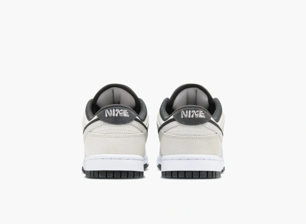 Nike Dunk Low SE WMNS Double Swoosh - Photon Dust 