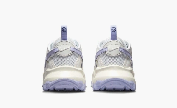 Nike TC 7900 Premium WMNS Summit White Oxygen Purple 