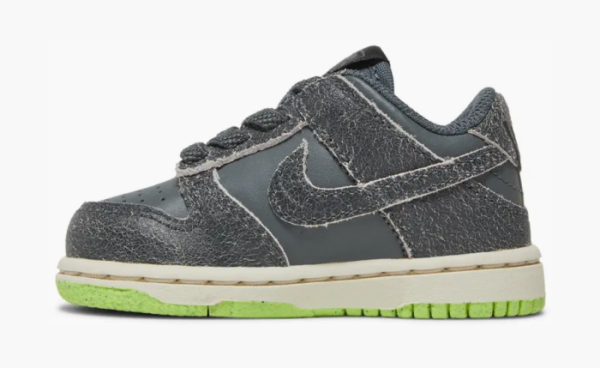 Nike Dunk Low SE TD "Halloween - Cauldron"