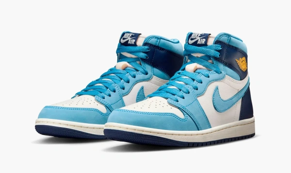 Air Jordan 1 Retro High OG Wmns First in Flight 
