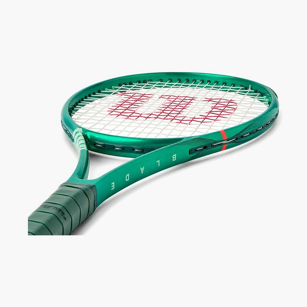 Wilson Blade V10 100 Pro 295g Tennis Racket