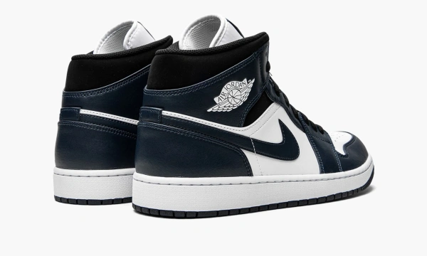 Air Jordan 1 Mid Armory Navy 