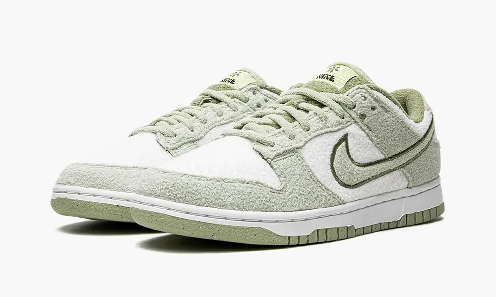 Nike Dunk Low SE WMNS Fleece Pack Honeydew