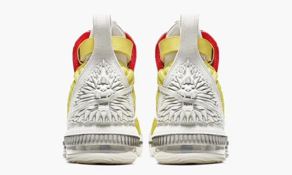 Nike Lebron 16 Harlem Fashion Row Harlem Stage  Nike Lebron 16 Harlem Fashion Row Harlem Stage