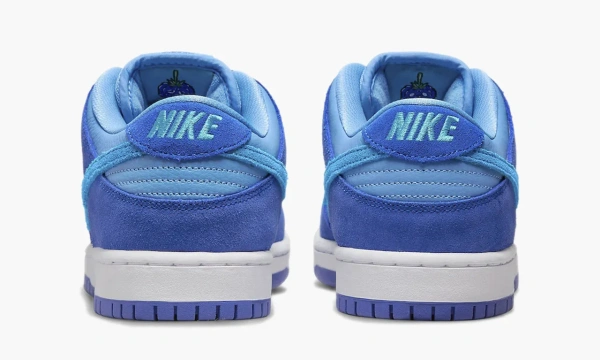 Nike SB Dunk Low Blue Raspberry 