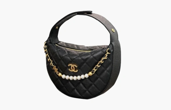 Chanel Pouch Grained Calfskin Black 
