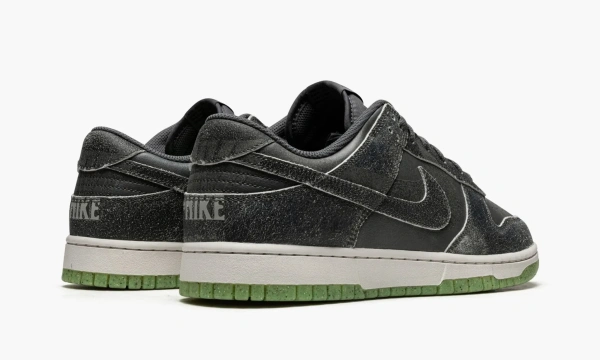 Nike Dunk Low PRM Halloween 2022