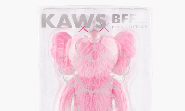 Bff Open Edition Vinyl Figure Pink  Bff Open Edition Vinyl Figure Pink