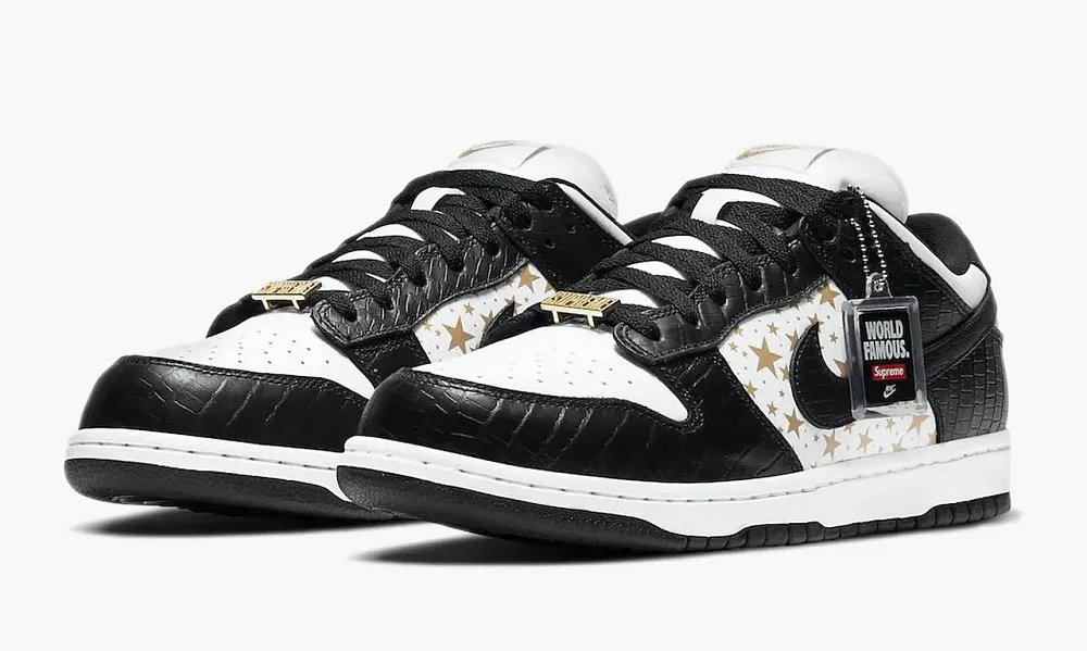 Nike SB Dunk Low Supreme - Stars - Black
