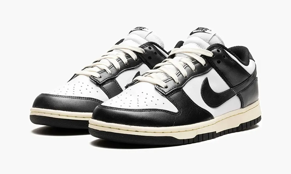 Nike Dunk Low WMNS Vintage Panda