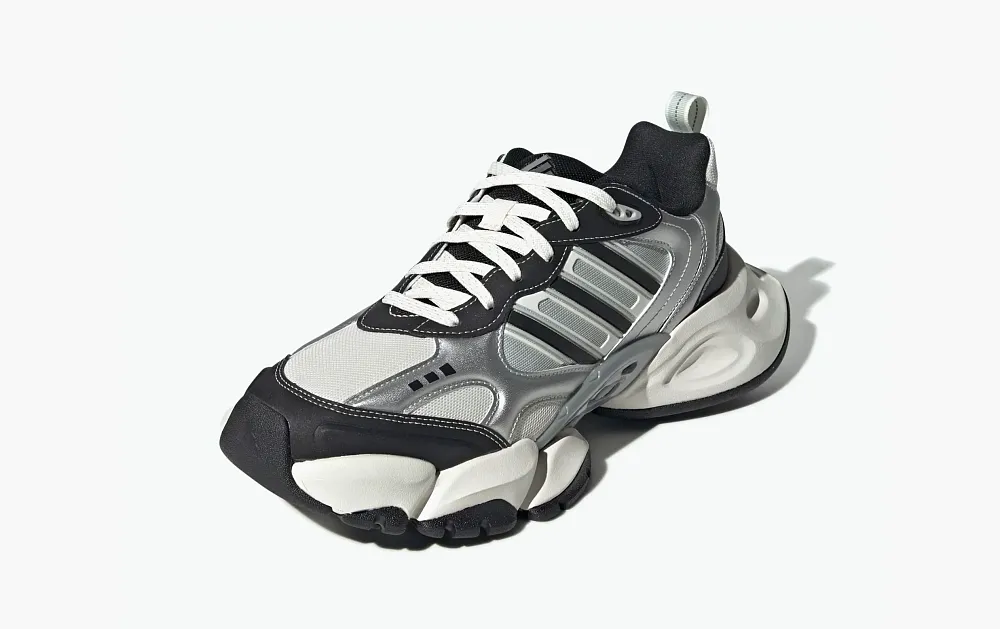 Adidas XLG Runner Black Metallic Silver