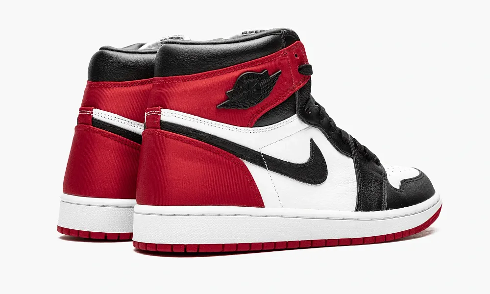 Air Jordan 1 High OG WMNS Satin Black Toe