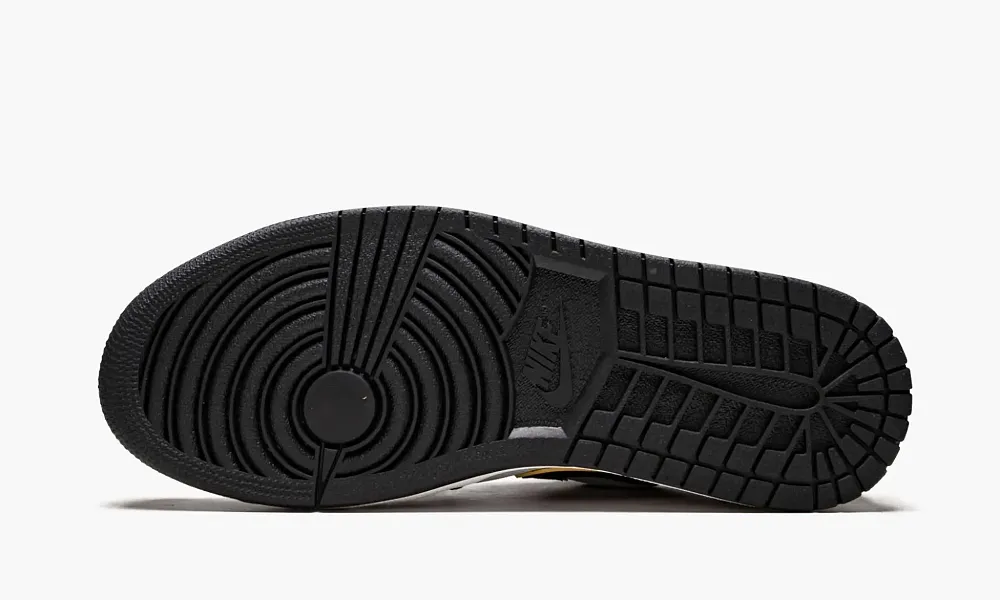 Air Jordan 1 Low Laker's Top 3
