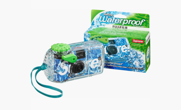 Supreme x FujiFilm Waterproof Camera Blue  Supreme x FujiFilm Waterproof Camera Blue