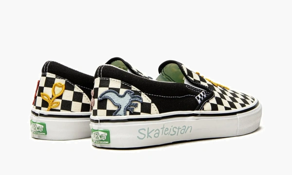 Vans Classic Slip-on Skateistan 