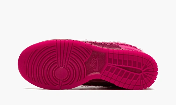 Nike Dunk Low WMNS Valentine’s Day 