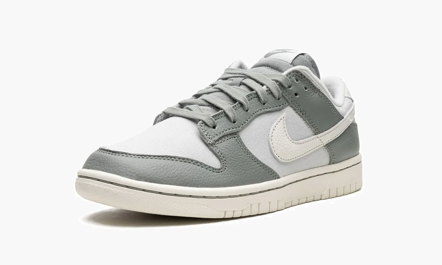 Nike Dunk Low Retro PRM "Mica Green" 