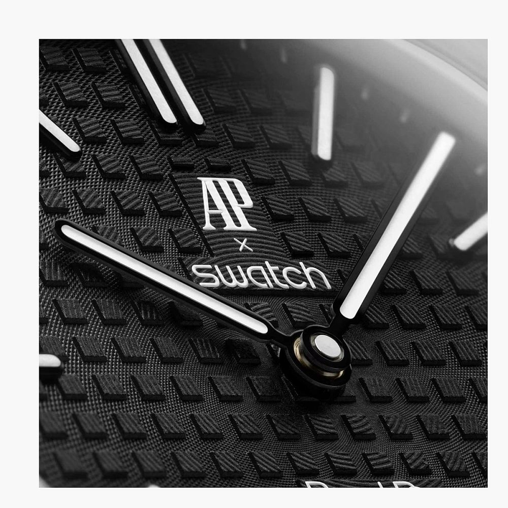Swatch x Audemars Piguet Royal Pop OCHO NEGRO