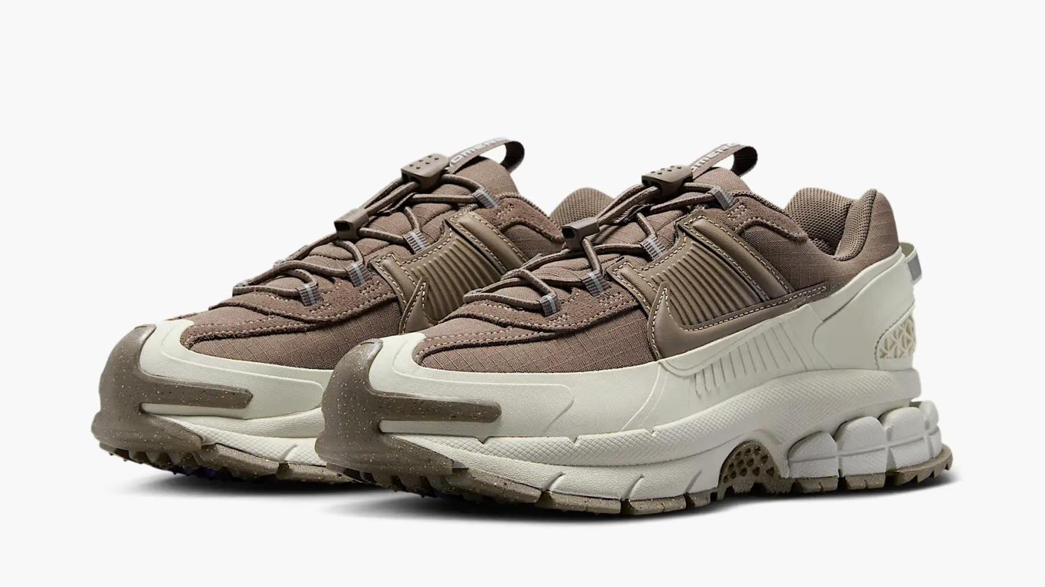 Nike Zoom Vomero Roam WMNS "Light Bone Mink Brown" 