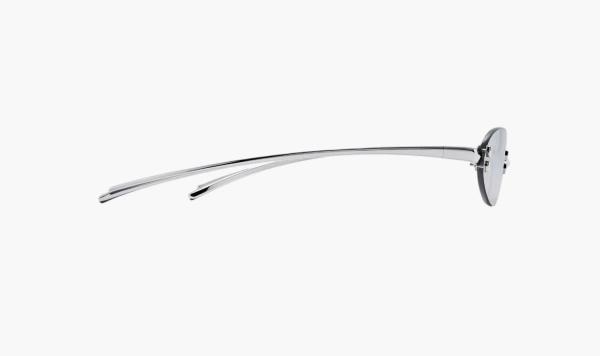 Gentle Monster Furi 02(G) Sunglasses Silver / Gray 