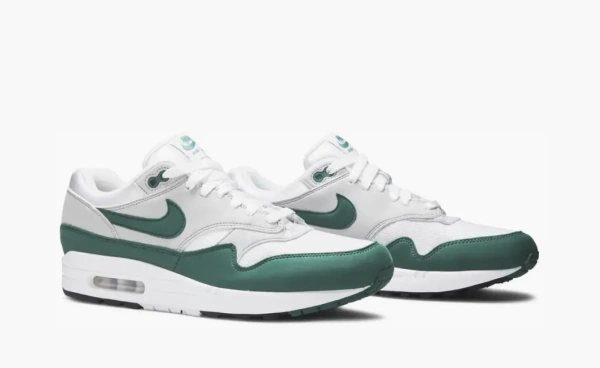 Nike Air Max 1 Evergreen