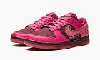Nike Dunk Low WMNS Valentine's Day 2022
