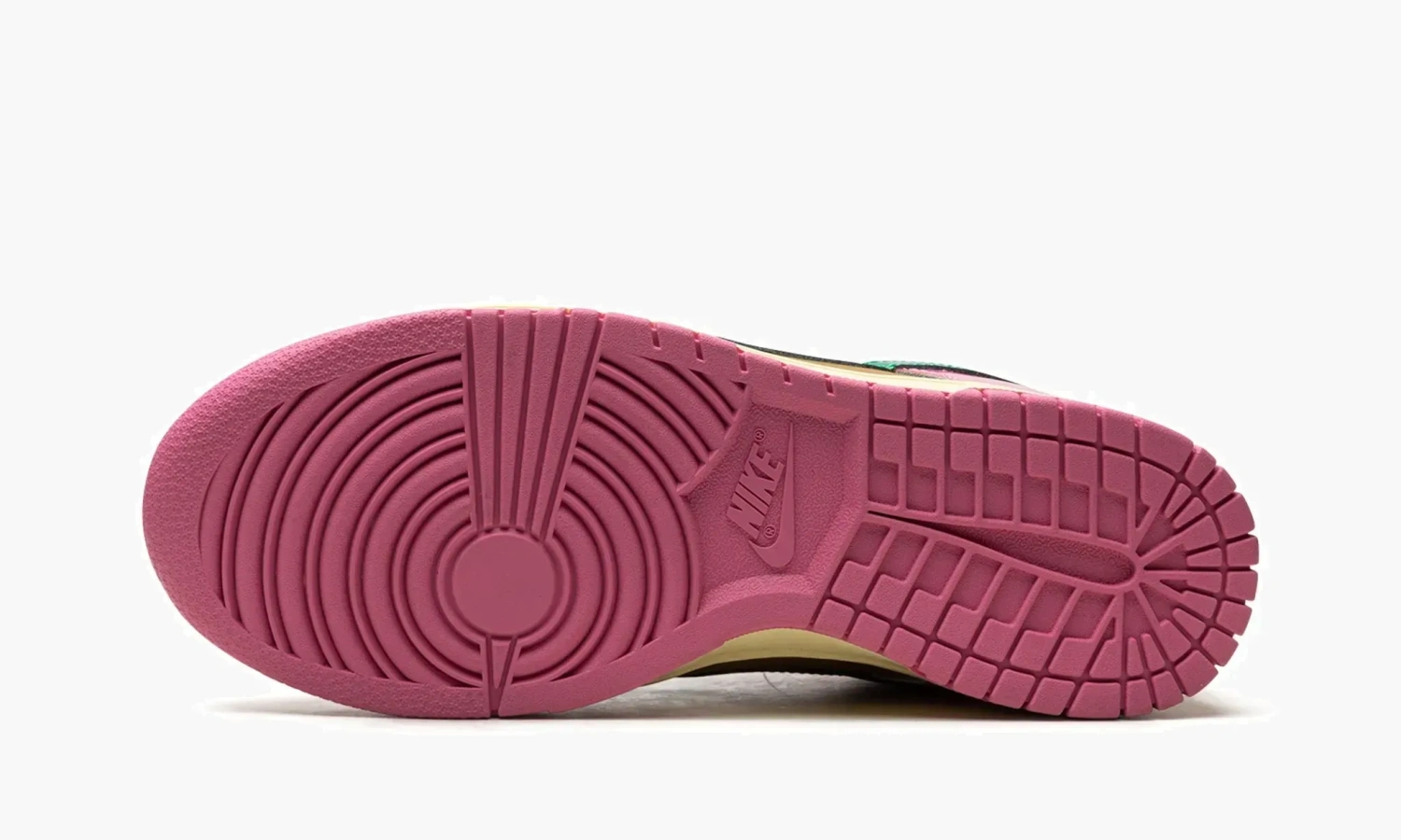 Nike Dunk Low WMNS Parris Goebel 