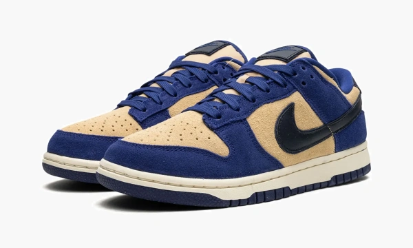 Nike Dunk Low LX WMNS Blue Suede 