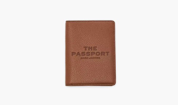 Marc Jacobs The Passport Case Argan Oil 