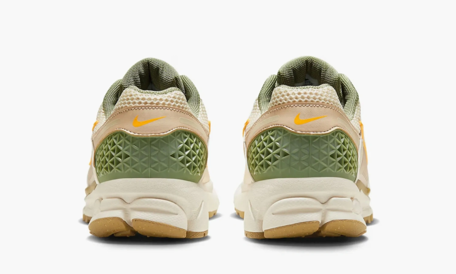 Nike Zoom Vomero 5 WMNS Sail Laser Orange Medium Olive 