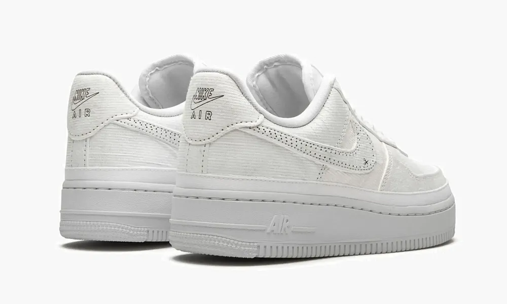 Air Force 1 LO LX WMNS Reveal - Black Swoosh