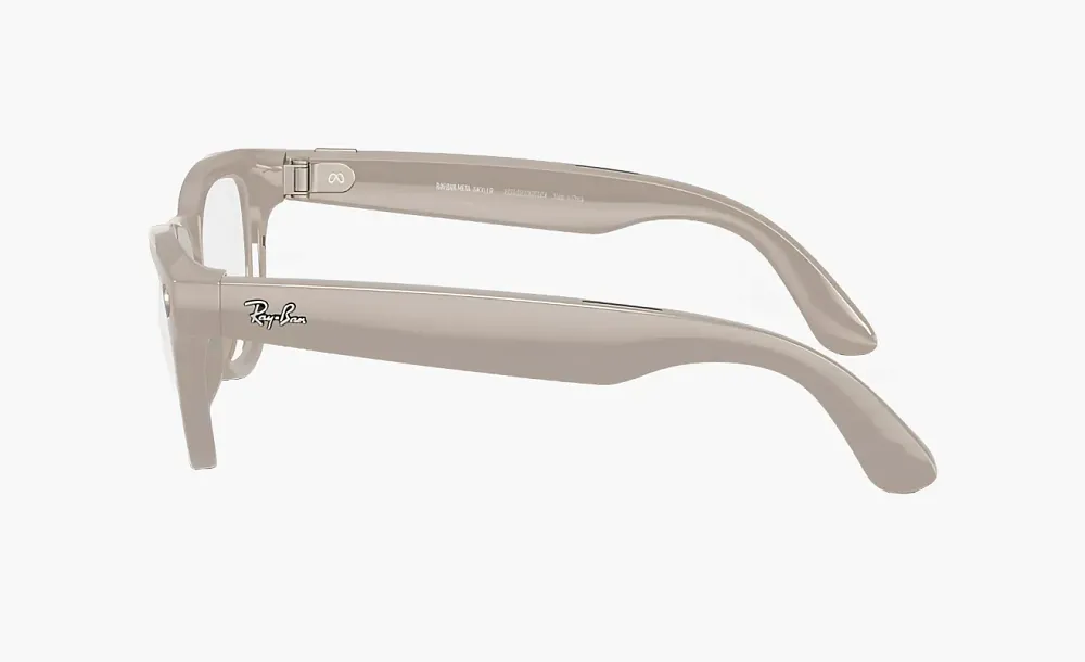 Ray-Ban Meta Skyler Sunglasses Shiny Chalky Gray / Transitions Sapphire (Size 52)