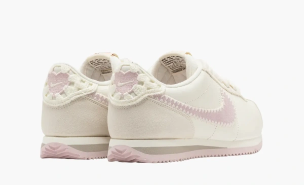 Nike Cortez WMNS Valentine's Day 2025 