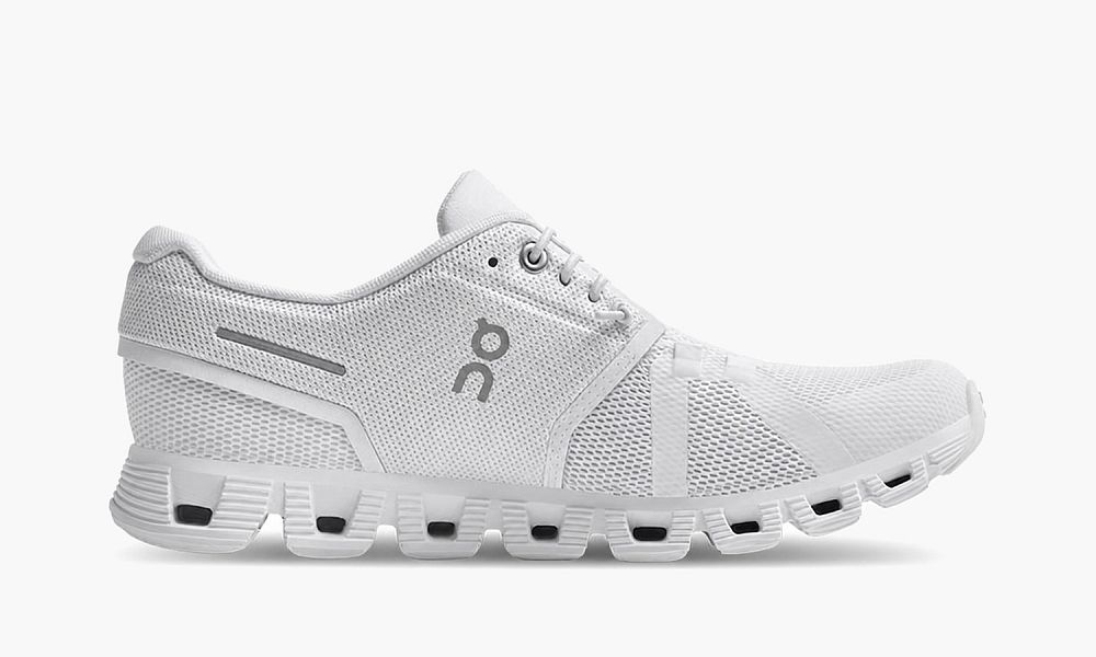 On Cloud 5 WMNS All White
