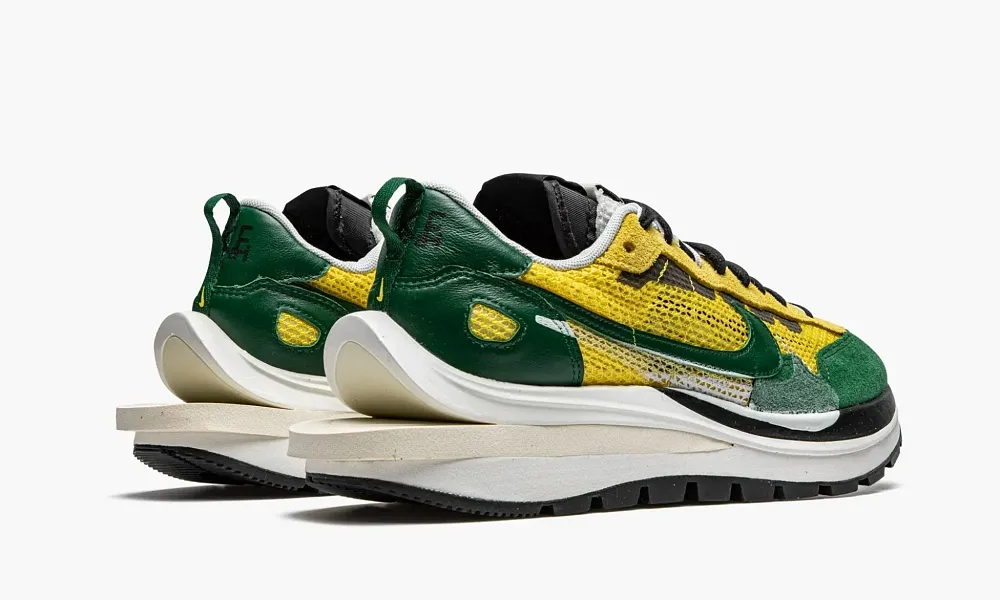 Nike Sacai Vaporwaffle Tour Yellow Stadium Green