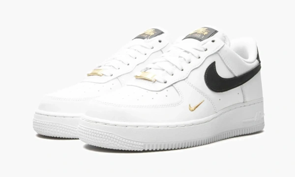Air Force 1 LO ESSENTIAL MNS WMNS White / Black / Gold 