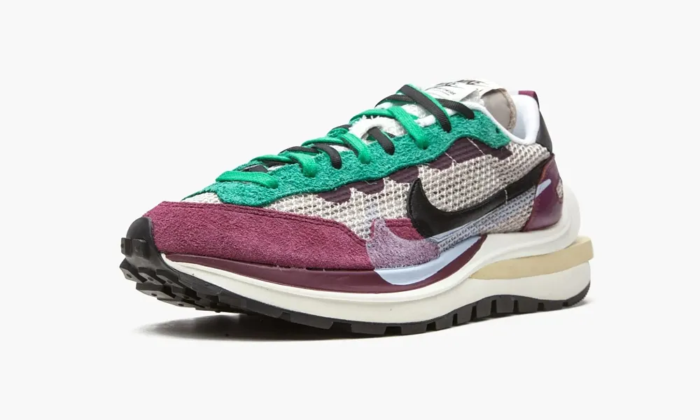 Nike Sacai Vaporwaffle Villain Red Neptune Green