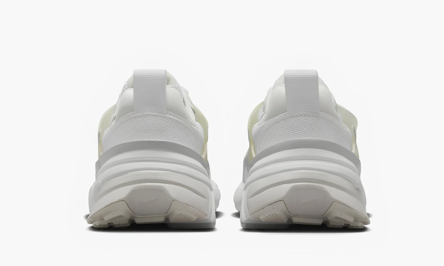 Nike V2k Run WMNS Metallic Silver White 