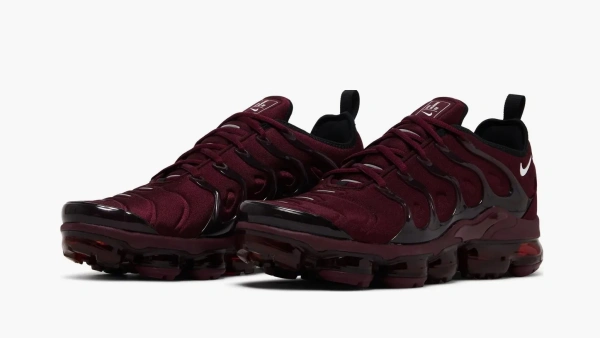 Nike Air VaporMax Plus Night Maroon
