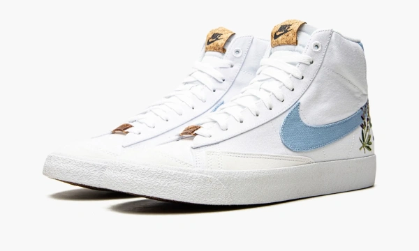 Nike Blazer Mid WMNS 77 Indigo 