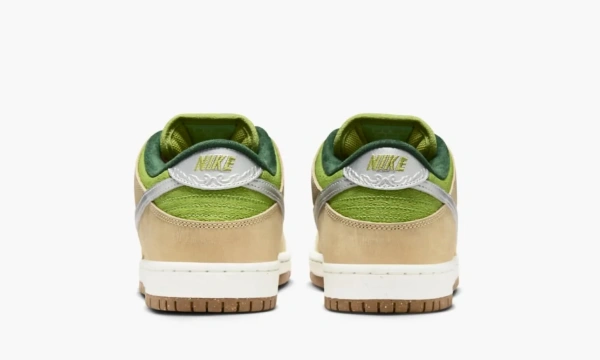 Nike Dunk Low SB Escargot 